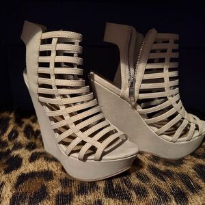Steve Madden Gladiator Wedge